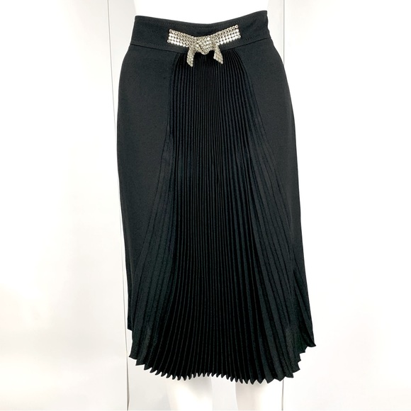 Blumarine Dresses & Skirts - Bluemarine Pleated Front Jewel Knot Midi skirt Black